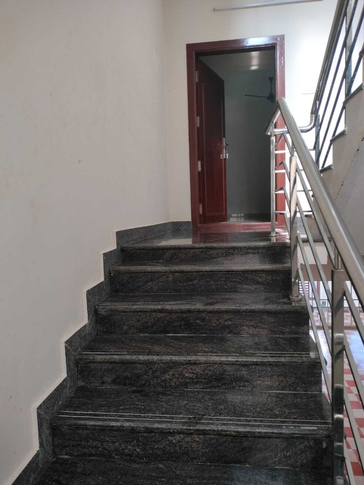 Eben Residency