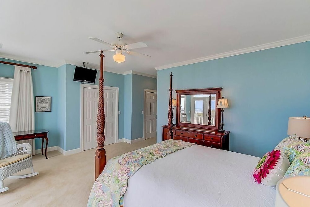 32 Ocean Point view 4