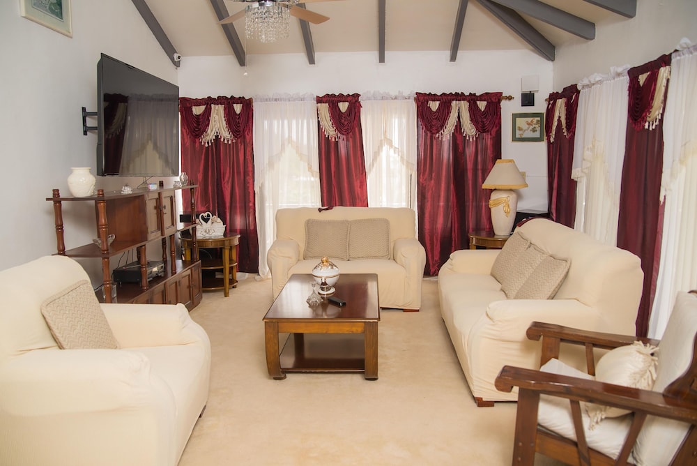 Ego Guesthouse
