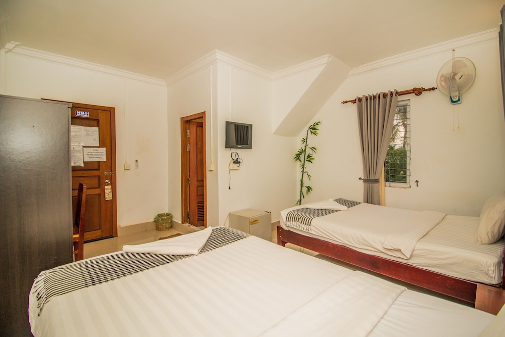 Nika's House