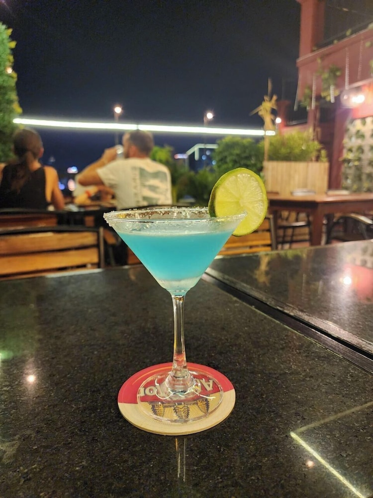 Daun Penh Palace Boutique