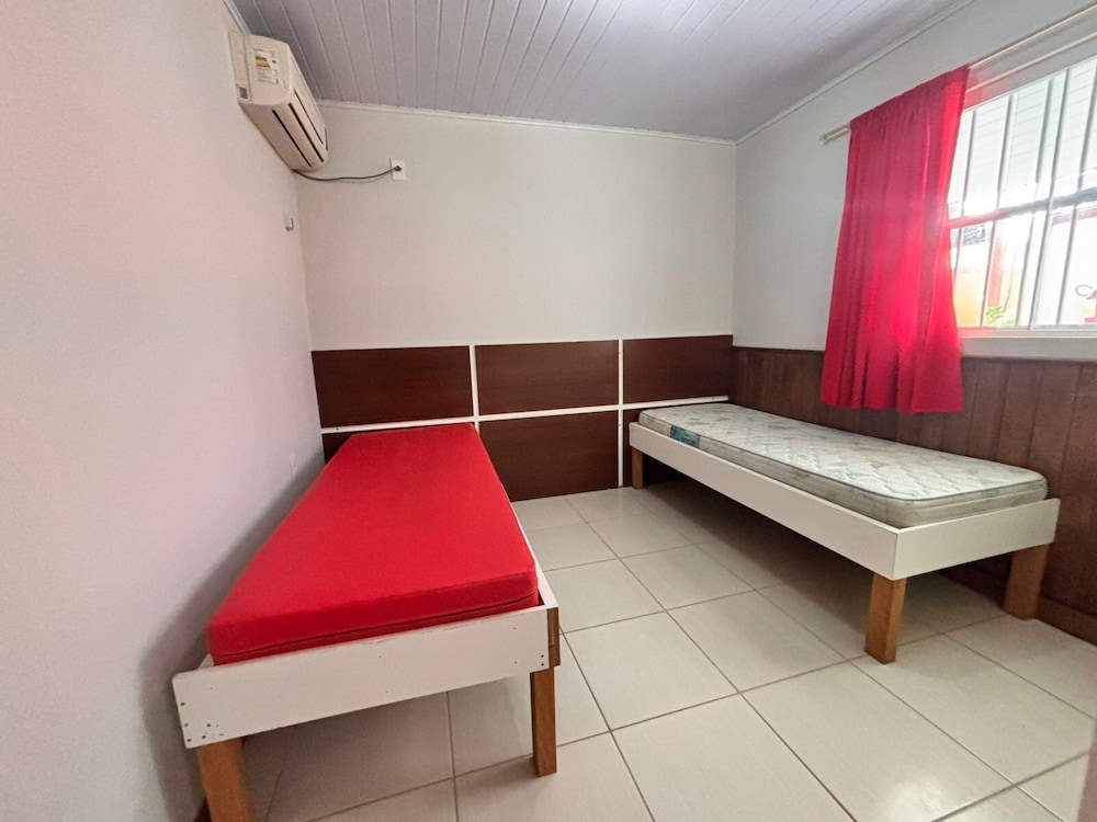 AP 05 Ala Bombinhas Residencial Solavir