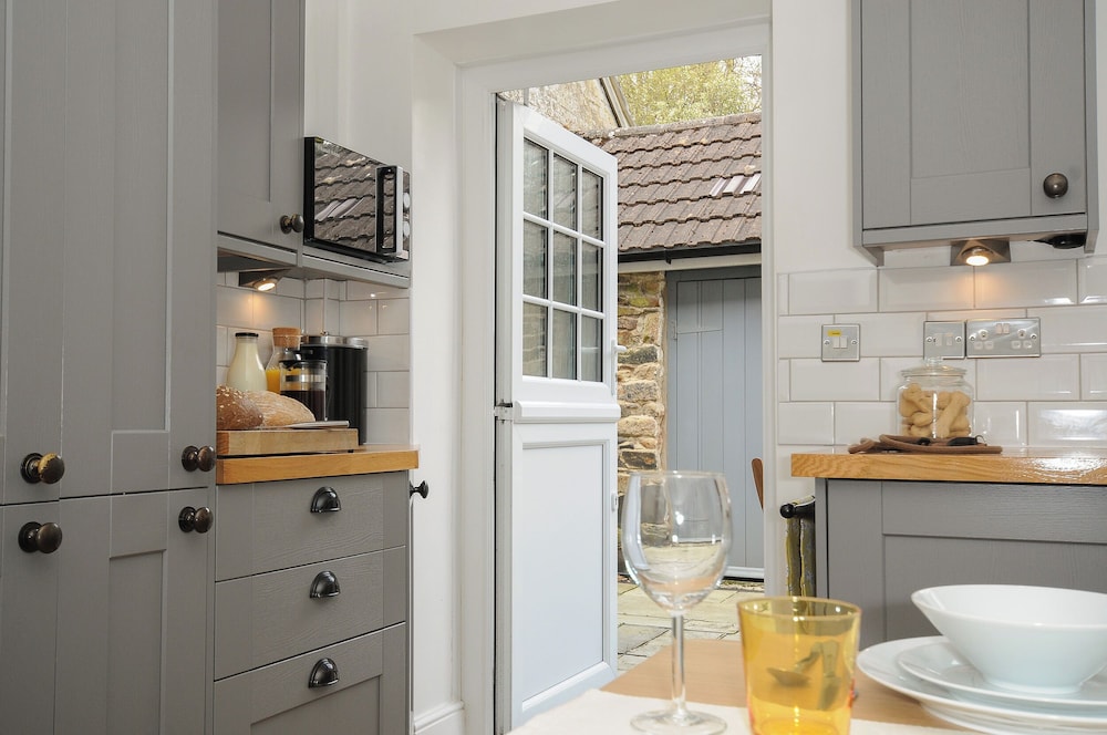 Hobbs Cottage