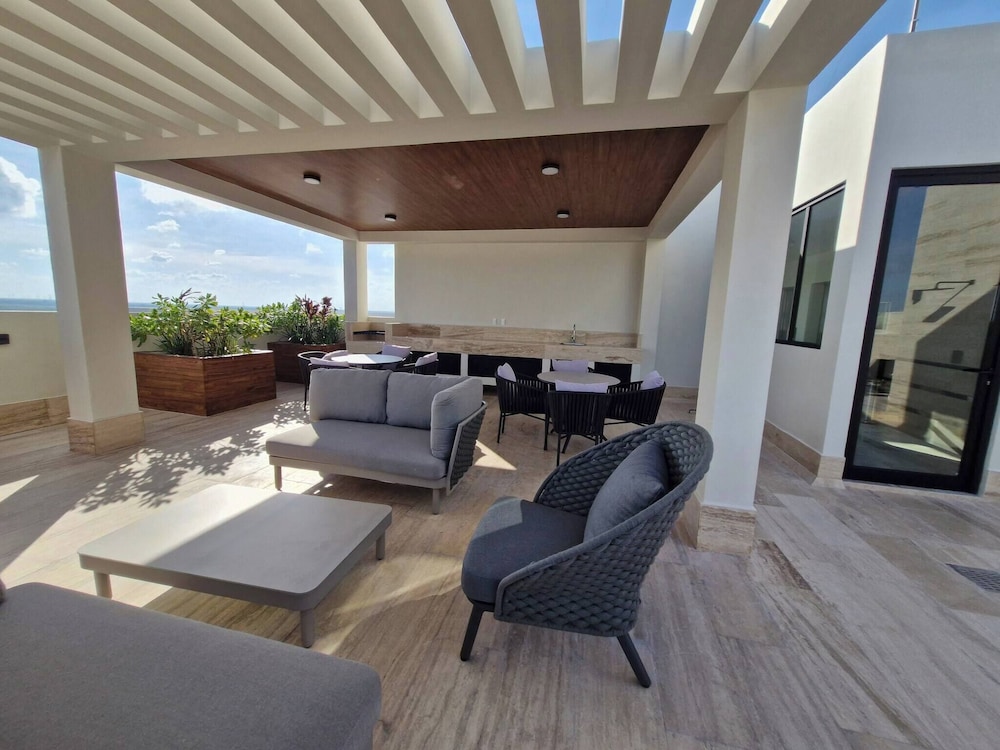 Cozy 1B & 1B Apartment Puerto Morelos With Private Beach