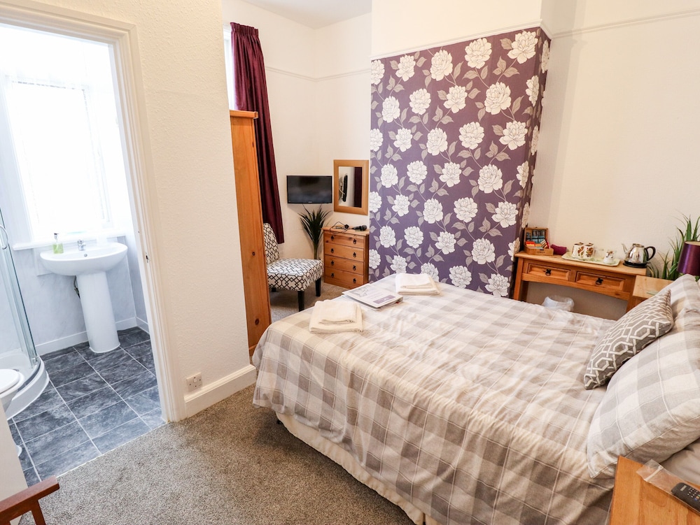 Caxton House view 3
