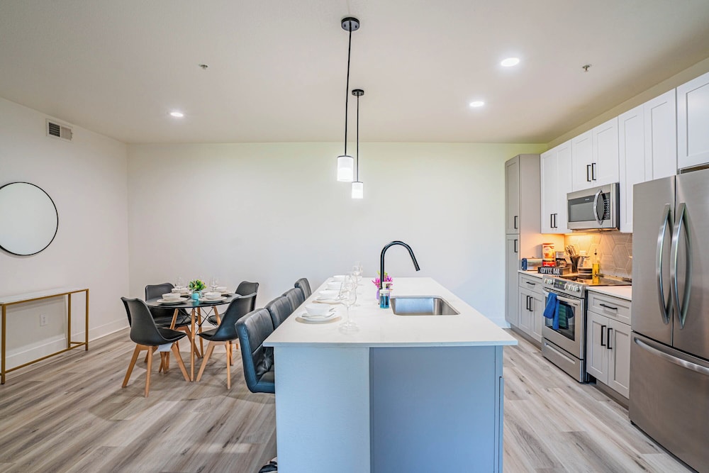 ROVE LIVING/KB - Zone Westgate