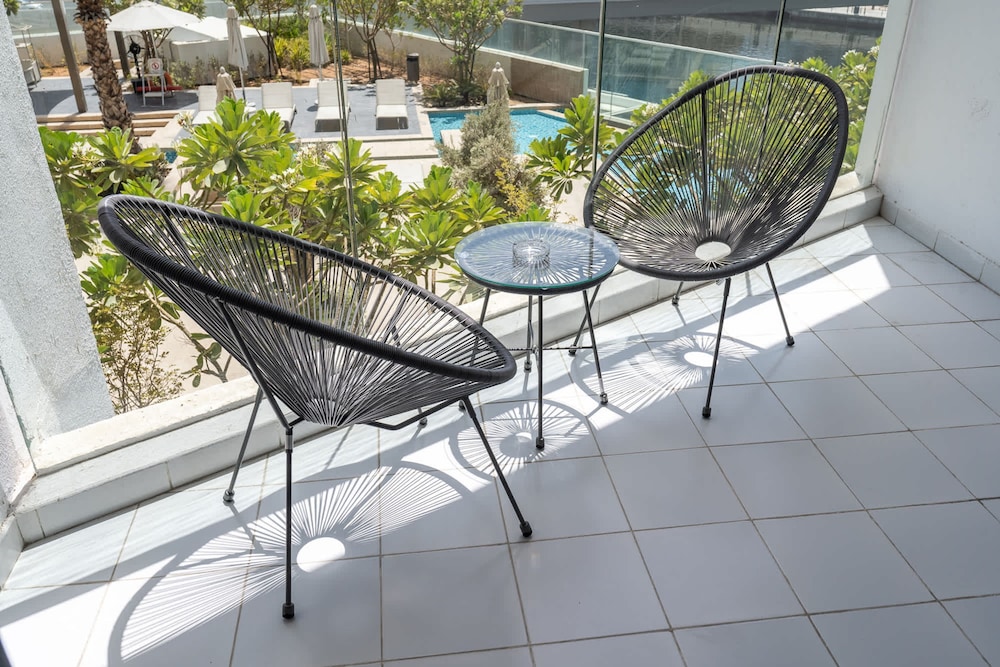 Cozy Studio Perfect for 4 at Damac Maison Prive