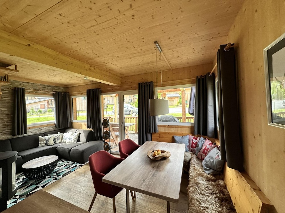 Appealing Chalet Near ski Slope