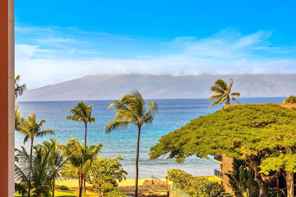 NEW KBM Resorts Free CAR Kaanapali Shores 6th Floor Ocean View Suite Steps to Pool and Beach Ks-616
