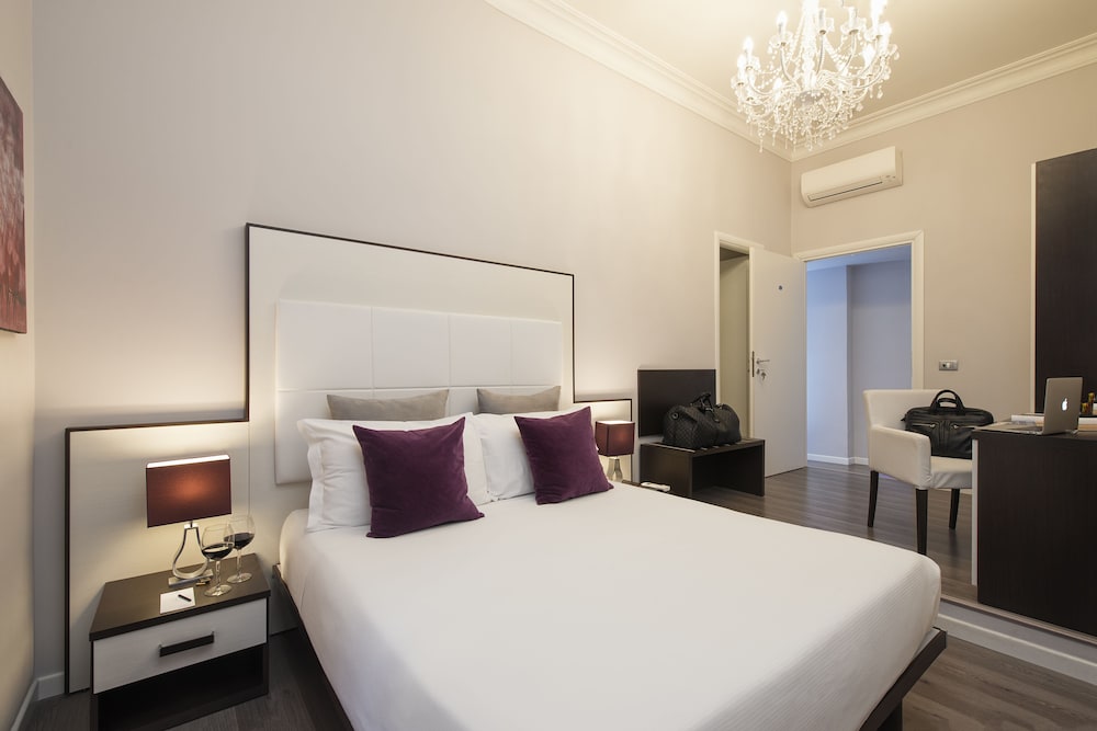 Arenula Suites