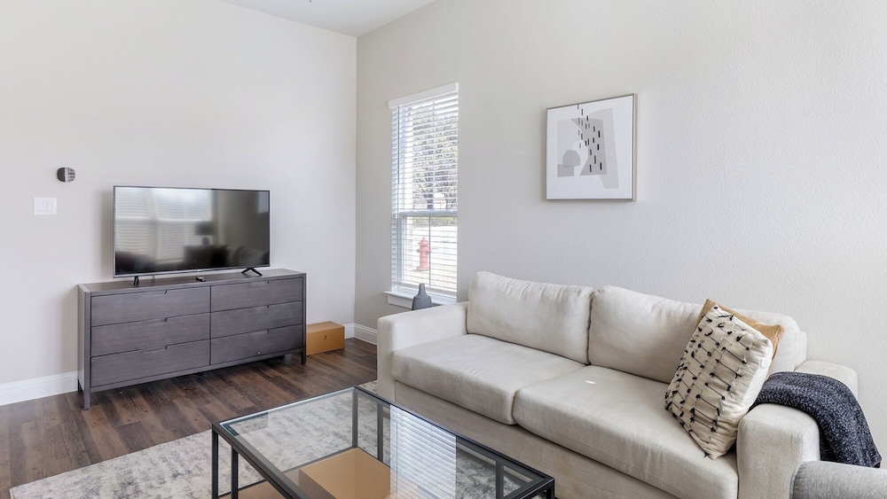 Landing Apartments Weatherford