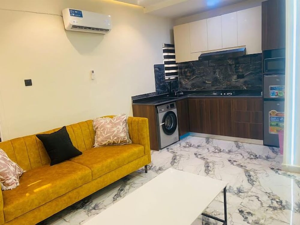 LV 21 APARTMENT
