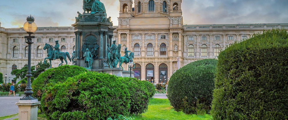 Charming 3BR Urban Retreat Vienna