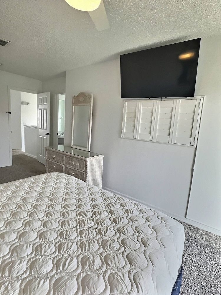 3BR Townhome Lake Berkley - Near Disney
