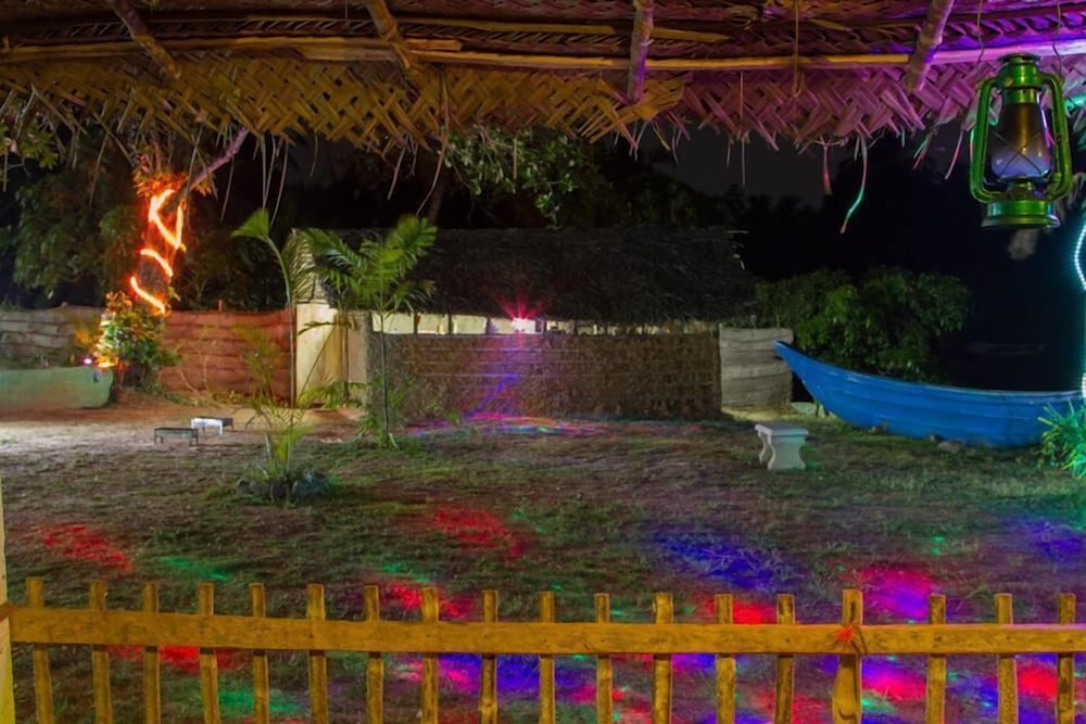 Lagoon Resort Goviyapana