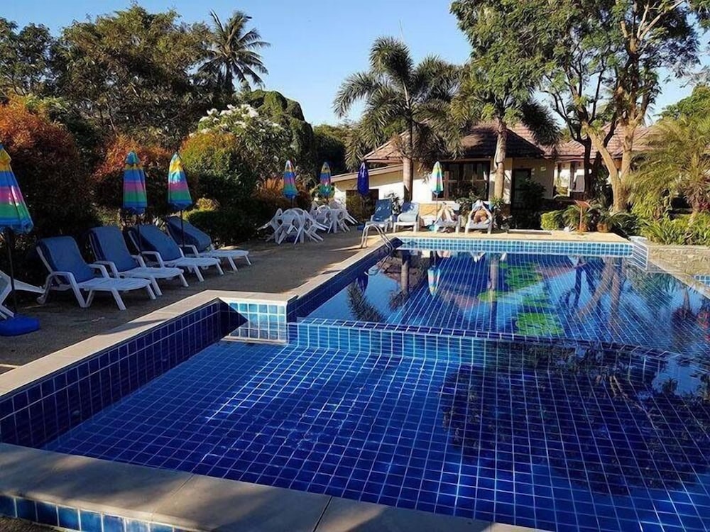 Iyara Boty Resort