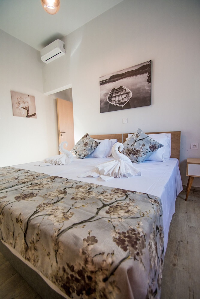 Mare Civitas Apartments