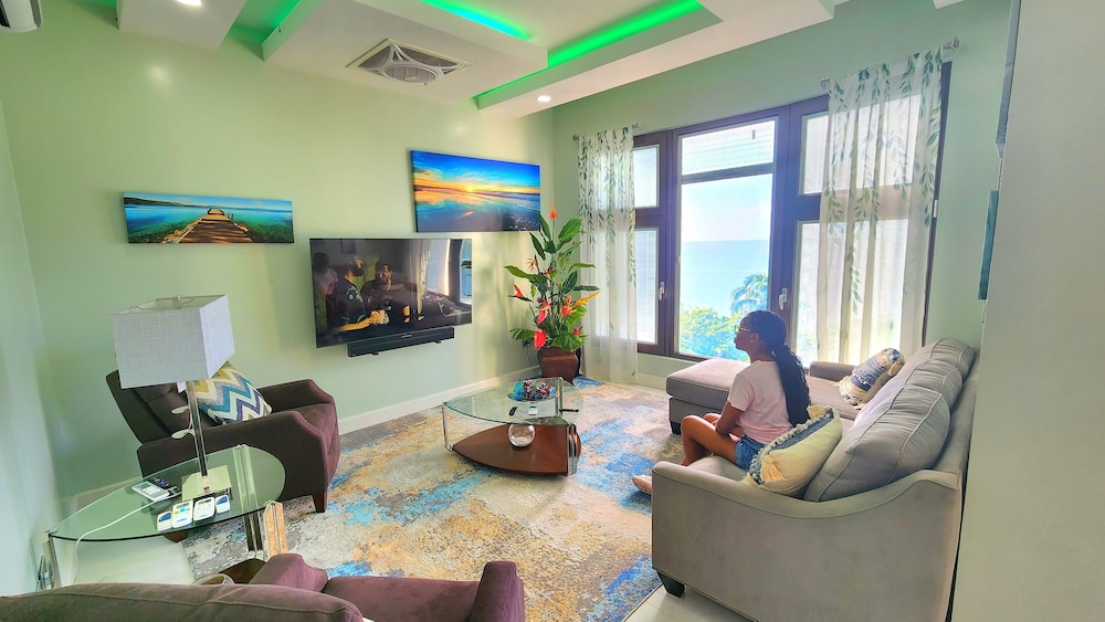 Yellow Sands Luxury Villas Unit 1