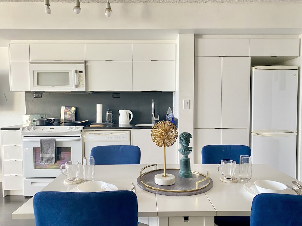 Waterfront Luxury Residences
