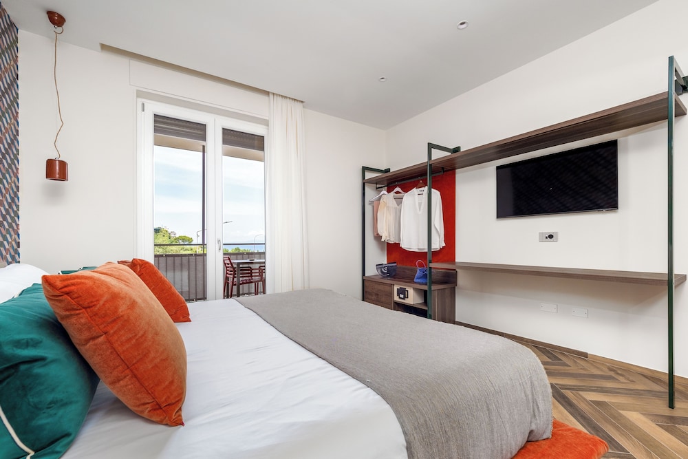 Futura Smart Sorrento