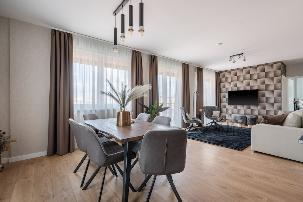 The Rose Garden Apartments