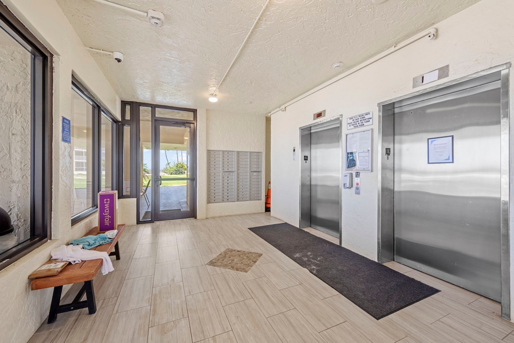 New Luxury Estero Beach Tennis Club 708a