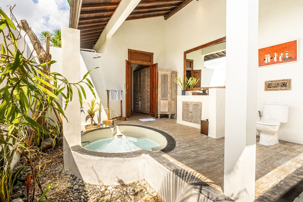 Villa Tropical Svasti by Nakula