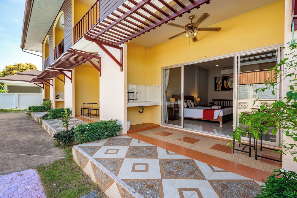 Chernin Apartment Suites