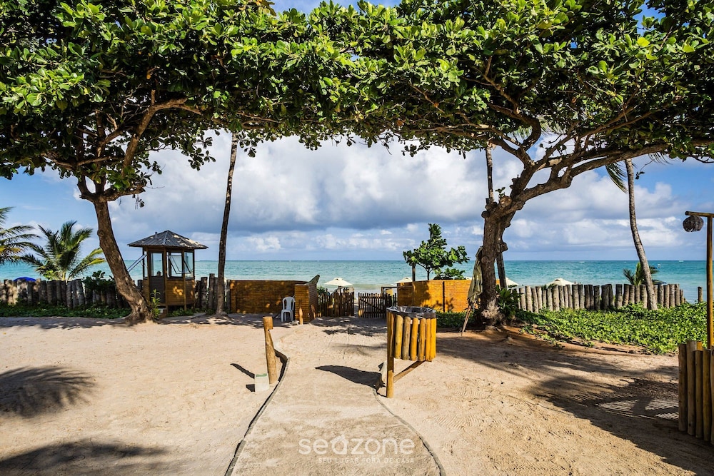 NLU - Full-featured Condominium at Marceneiro Beach
