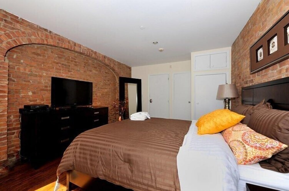 Market Rentals Downtown Apartments