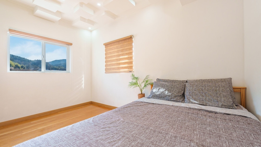 Namhae Namhaewa Private House Pension