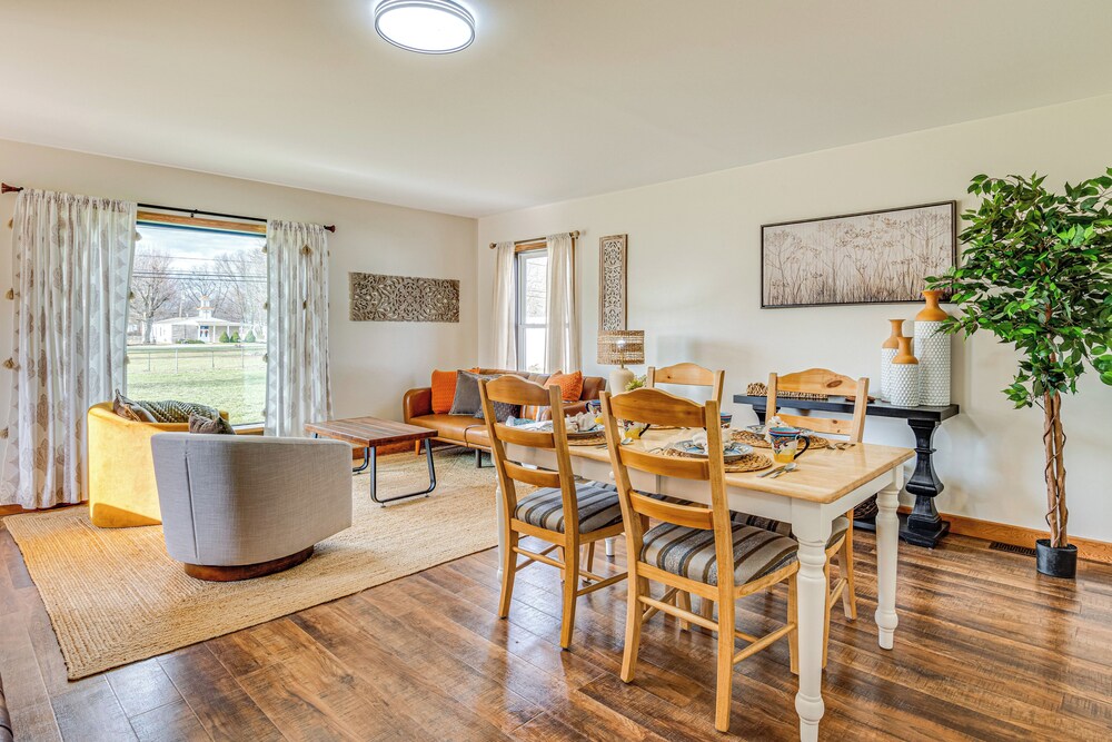 17 Mi to Brookville Lake: Home w/ In-unit Laundry