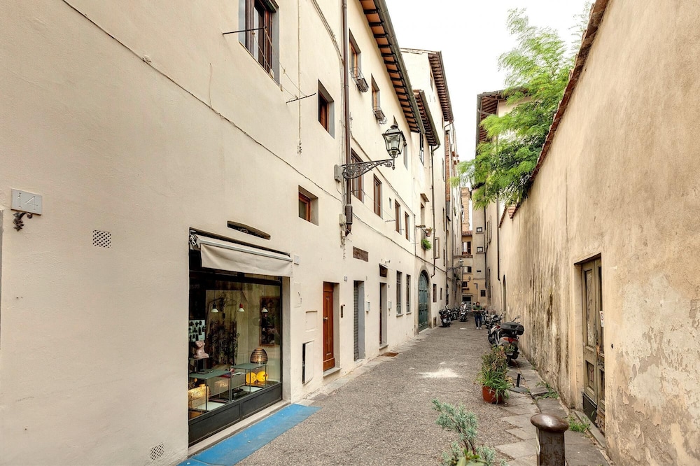 Sapiti 2 P in Firenze
