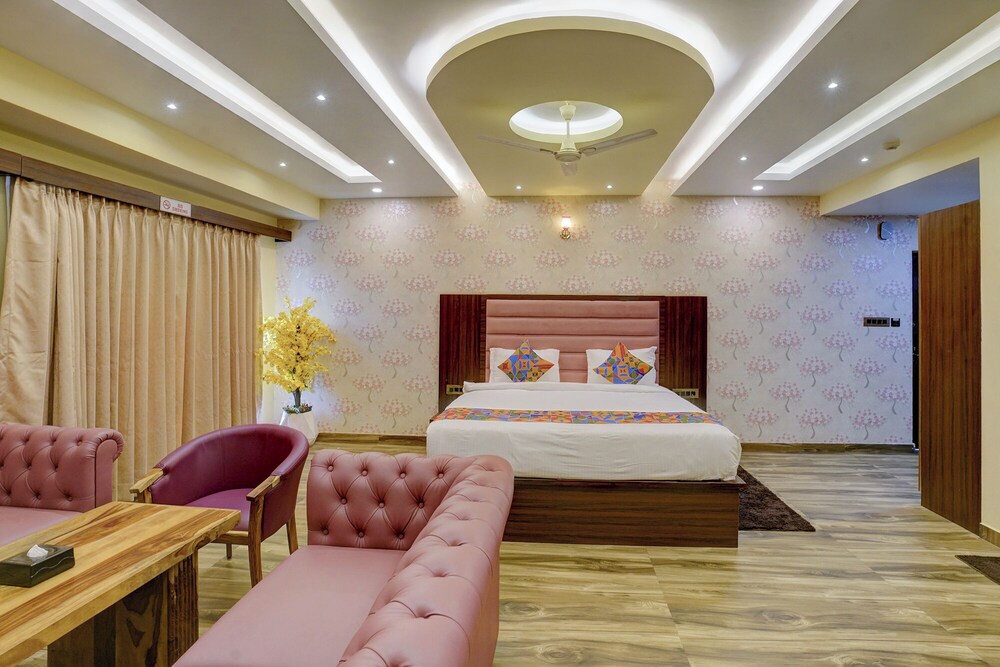 FabHotel Prime SN Blue