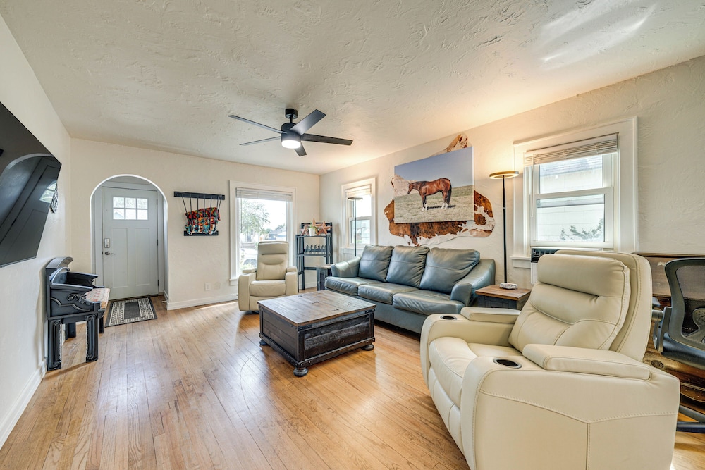 2 Mi to Dtwn: Family Home in Cheyenne!