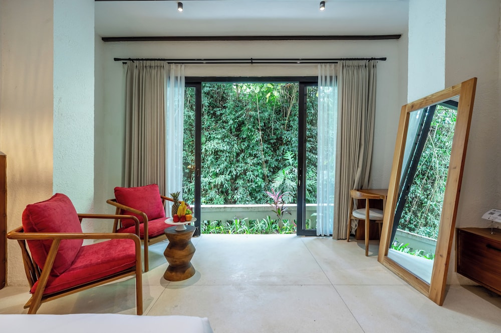 Sacred Jungle by EVDEkimi Ubud – Modern Villas and Apartments with Kitchens, Pools, & Personalized Concierge Service
