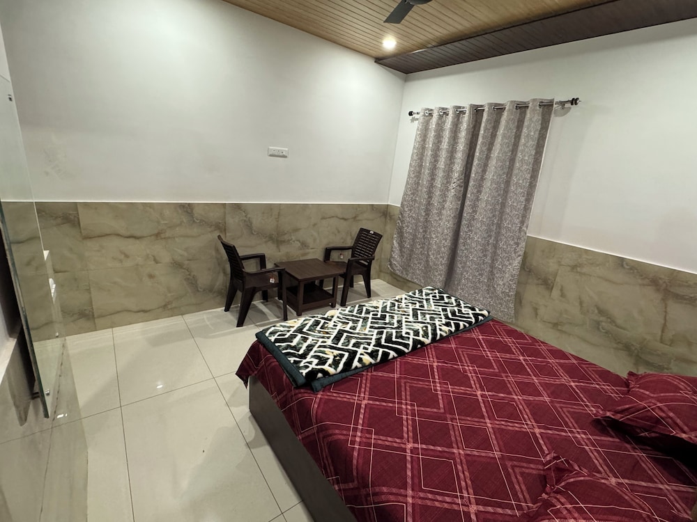 Hotel Utsav