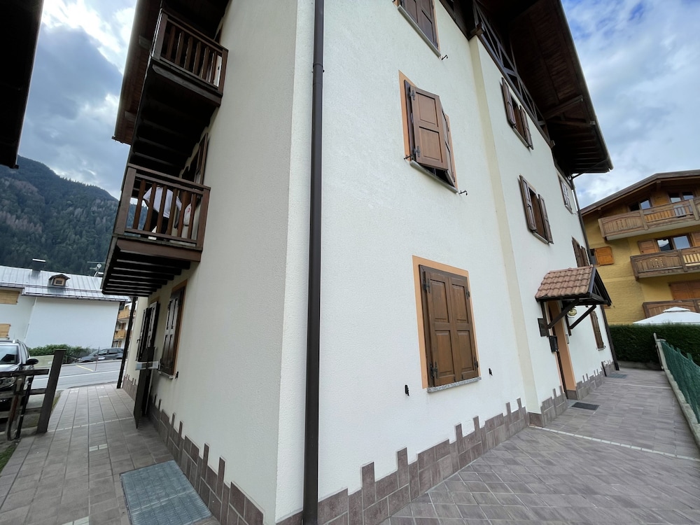 032 Luminosa Mansarda Pinzolo