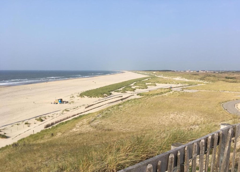 Apartment in Petten Near the Beach