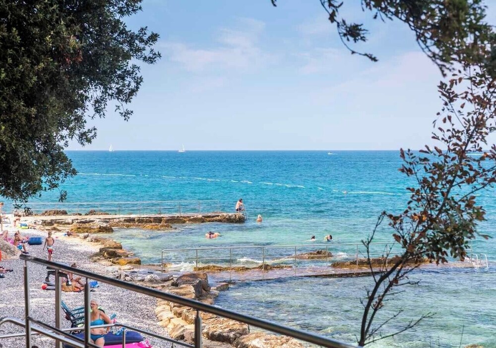 Camping Bijela Uvala - Eurocamp