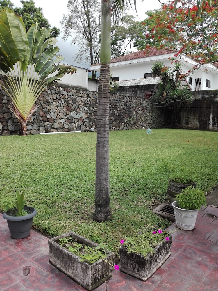 Casa Colonial Bed And Breakfast
