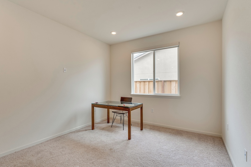 Newly Built Home w/ Patio: 4 Mi to Dtwn Hollister