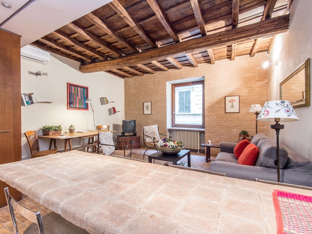 RSH Elegant Apartment Campo dei Fiori