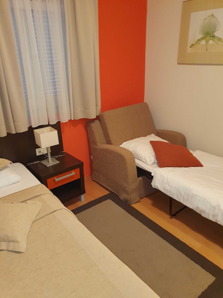 Marina Portorož Family Friendly Apartment 5