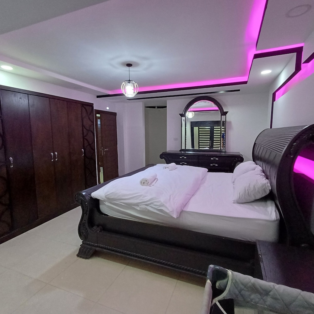 Laperla Apartment