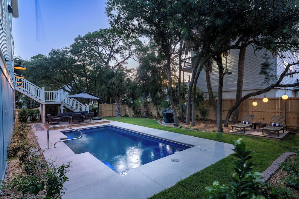 Windward House by Avantstay Walk to Beach + Restaurants Saltwater Pool