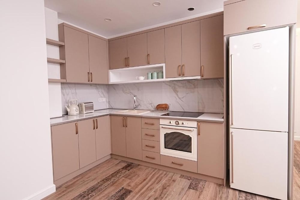 Elegant Escape on Amiryan by Sweet Home