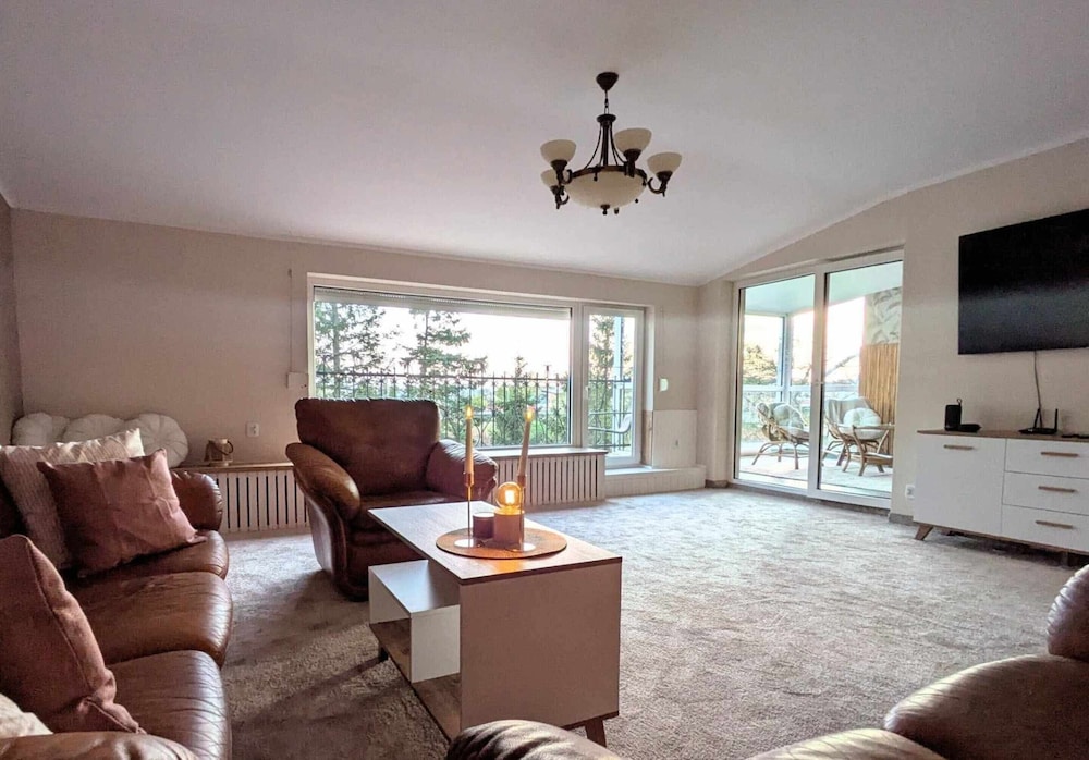 Comfortable Apartment, Sauna Included in the Price