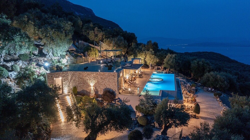 Villa Summer Wine by White Dream Villas