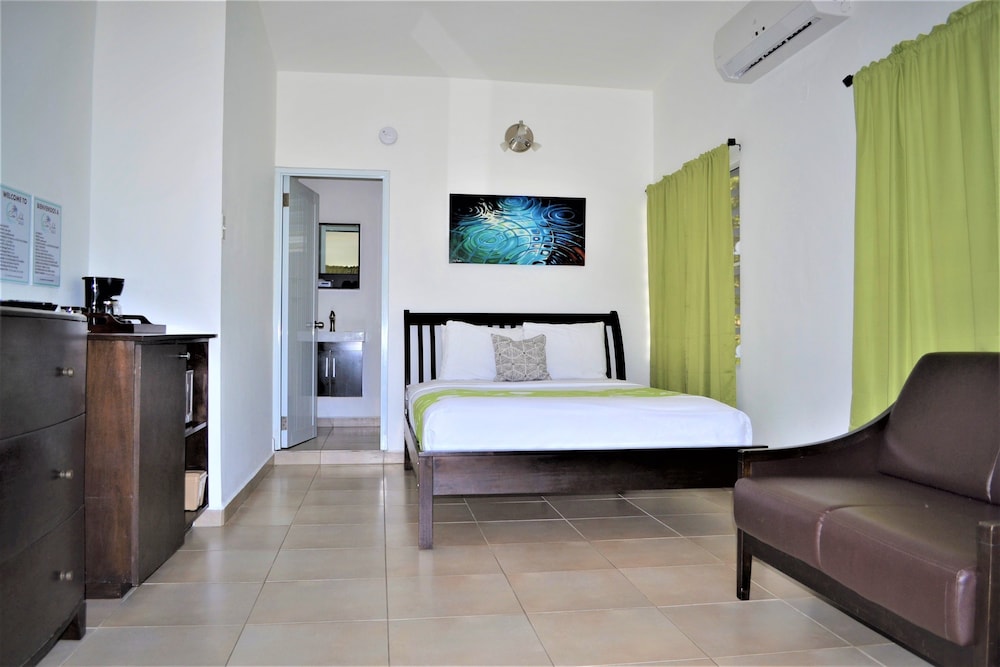Casa Verde Hotel - Property Image 10